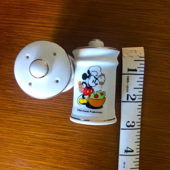 Vintage Mickey Mouse Salt and Pepper Shakers Gold Trim✨ Ceramic Disney S&P 70’s - Picture 5 of 5